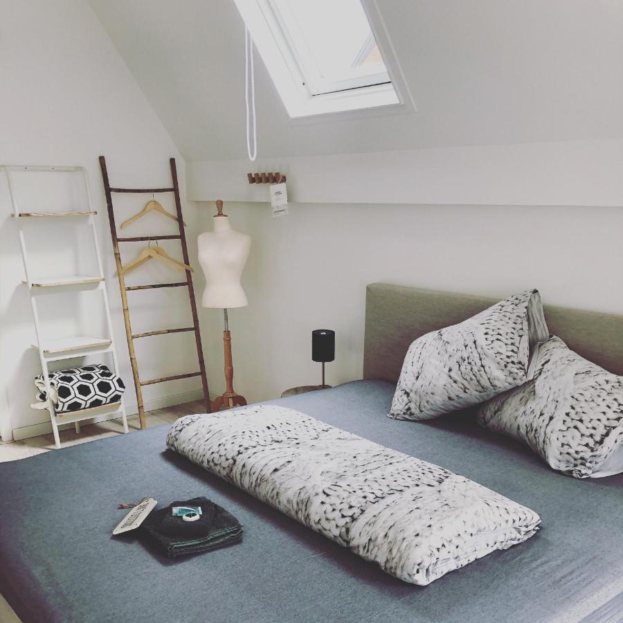 Apartment Luxe Toplocatie! Monument Hartje Centrum Dordrecht, 2 Badkamers, 2 Keukens, Tuintje *